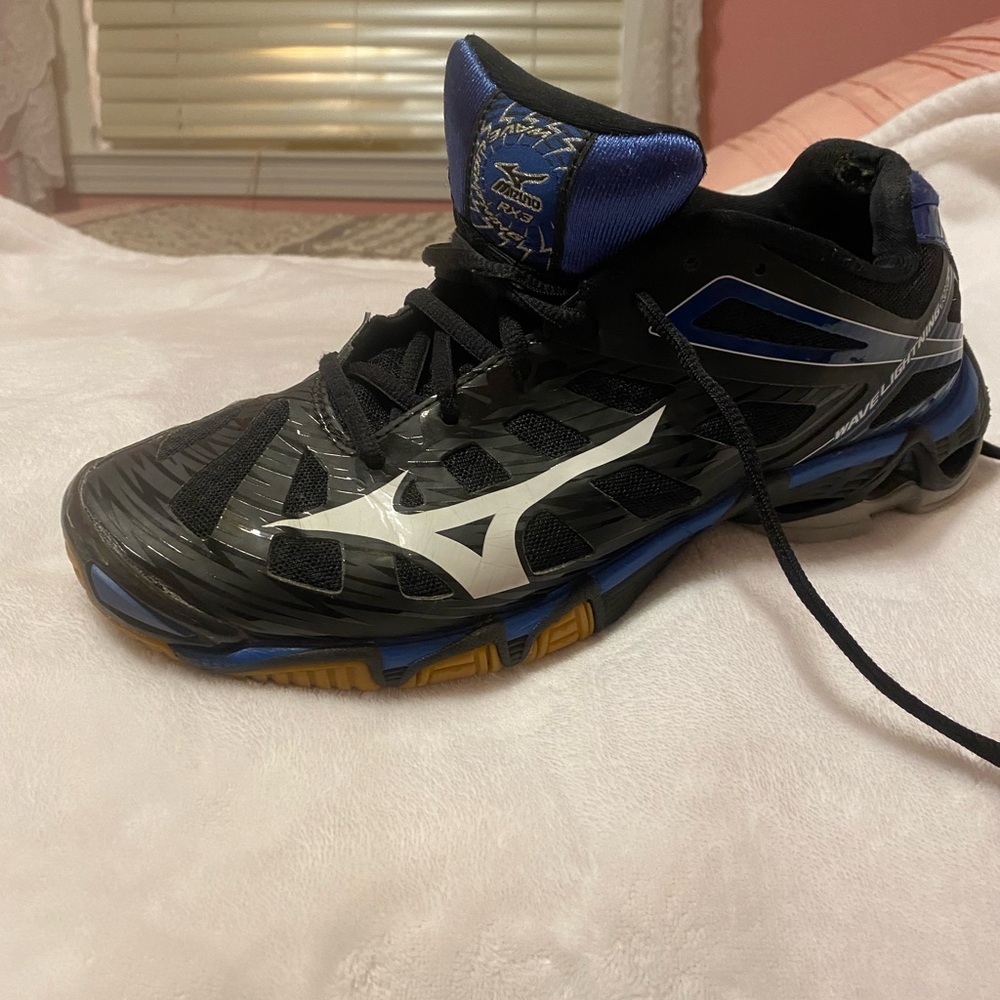 Women’s Mizuno Running Shoes size 9w